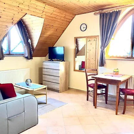 Апартаменты Katalin App. Zalagyoengye *