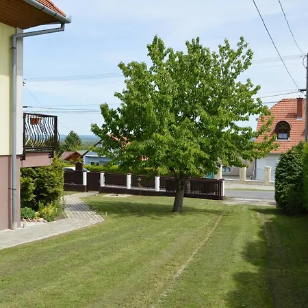 Апартаменты Katalin App. Zalagyoengye Залакарош