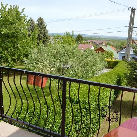 Katalin App. Zalagyoengye Apartment *