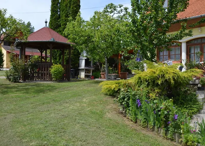 Katalin App. Zalagyoengye Apartamento